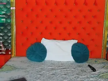 Stripchat Adult Webcam of VallerieJones