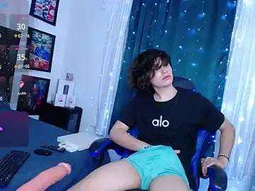 Stripchat Adult Webcam of andyboy-