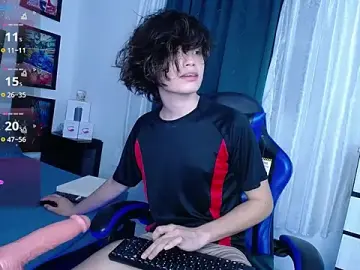 Stripchat Adult Video Chat of andyboy-