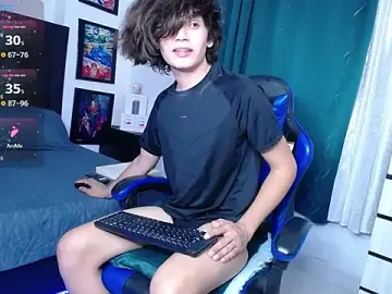 Stripchat Live Porn of andyboy-