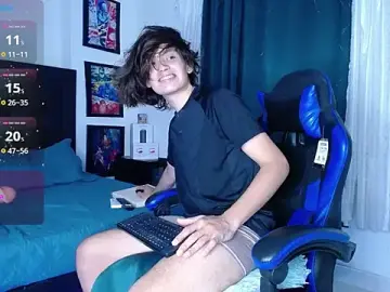 Stripchat Adult Webcam of andyboy-