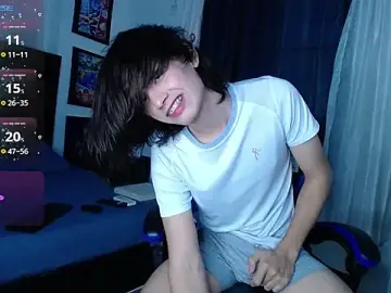 Stripchat Sex Cam of andyboy-