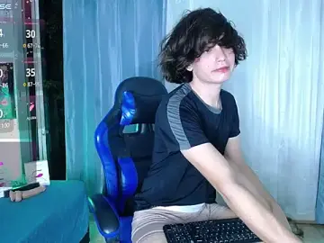 Stripchat Live Sex Cam of andyboy-