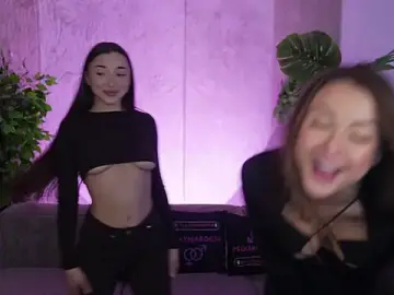 Stripchat Live Sex of Jasmine_Flow