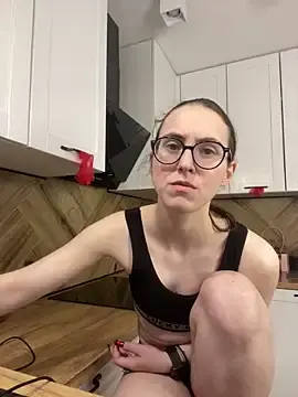 Stripchat Sex Cam of MartiniiSelenna