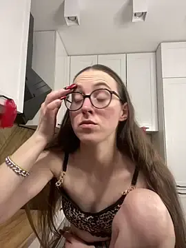 Stripchat Live Porn of MartiniiSelenna