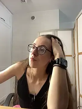 Stripchat Sex Cam of MartiniiSelenna