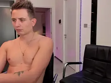 Stripchat Adult Webcam of TommyTiffany