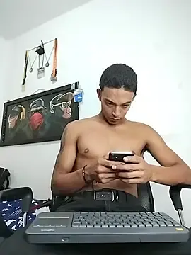 Stripchat Adult Webcams of Demiansteven444