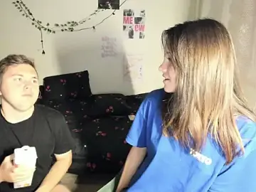 Stripchat Sex Cam of MashkaRay