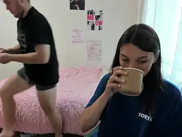 Stripchat Live Sex Cam of MashkaRay