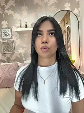 Stripchat Nude Webcam of CharlotteGraay