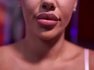 Stripchat Live Porn of NatyDesiree