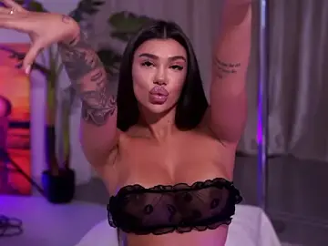 Stripchat Best live sex cam show of NatyDesiree