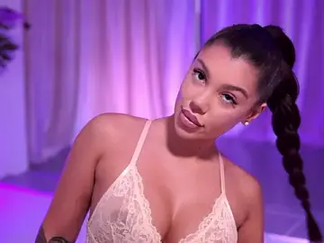 Stripchat Nude Webcam of NatyDesiree