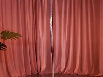 Stripchat Best live sex cam show of NatyDesiree