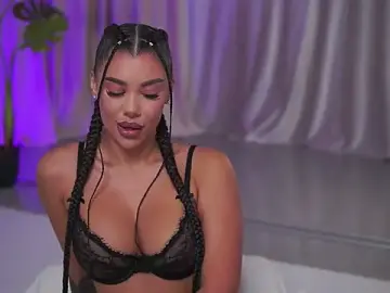 Stripchat Live Sex of NatyDesiree