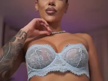 Stripchat Live Porn of NatyDesiree