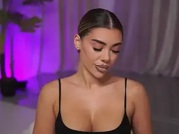 Stripchat Watch Live Sex Cams of NatyDesiree