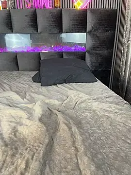 Stripchat Nude Webcam of MilaMaaay