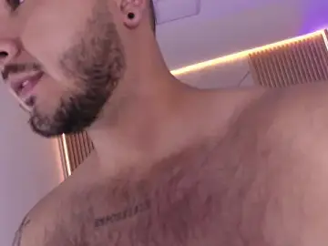 Stripchat Sex Cam of mister_miike