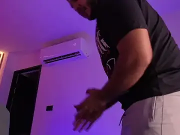 Stripchat Live Sex of mister_miike
