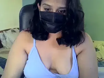 Stripchat Sex Cam of Golden_Flame