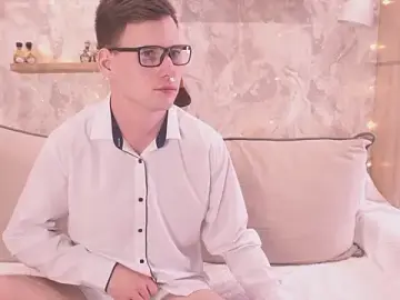 Stripchat Live Sex of PashaAndMila