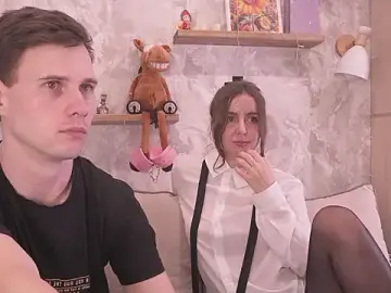 Stripchat Live Sex Cam of PashaAndMila