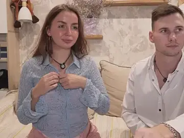 Stripchat Live Sex Cam of PashaAndMila