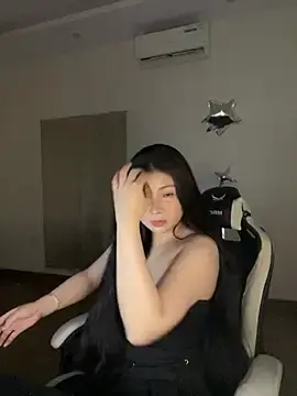 Stripchat Live Sex Cam of __MeiMei__