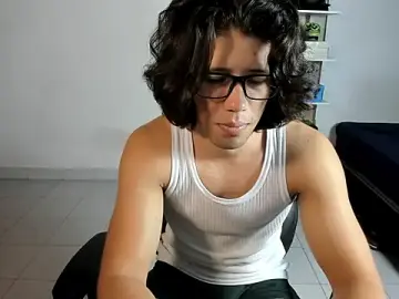 Stripchat Adult Webcam of itstonnyX