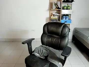 Stripchat Adult Video Chat of itstonnyX