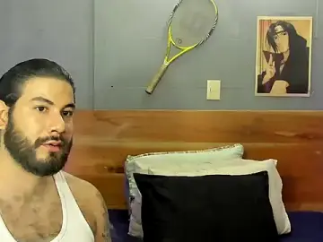 Stripchat Free Porn Cam of Prometeo-grizzly