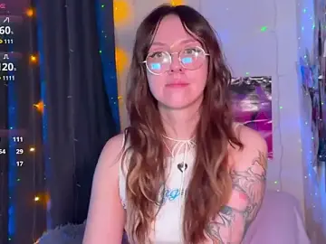 Stripchat Adult Webcam of ViolettMo0n