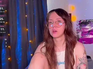 Stripchat Sex Chat of ViolettMo0n