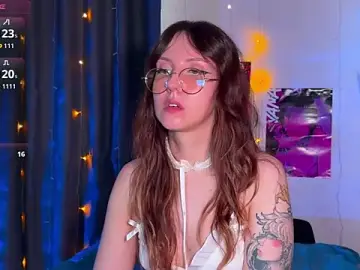 Stripchat Sex Chat of ViolettMo0n