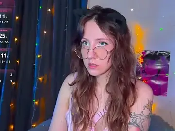 Stripchat Watch Live Sex Cams of ViolettMo0n