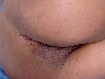 Stripchat Live Sex Cam of anisha_x