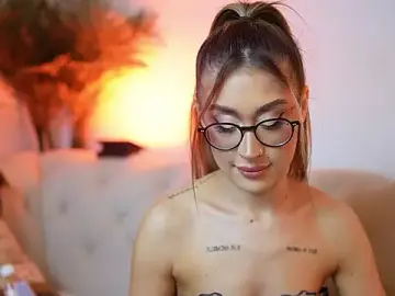 Stripchat Nude Webcam of AileenKiss