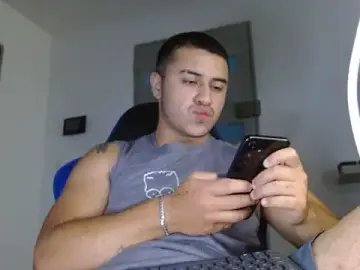 Stripchat Watch Live Sex Cams of SexyBoy-Bigclit