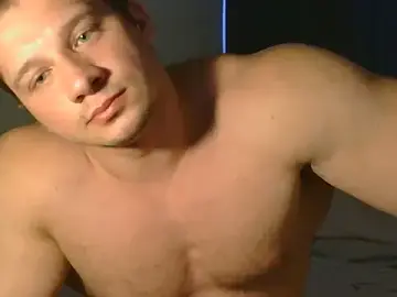 Stripchat Sex Cam of LionEdwin