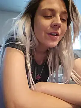 Stripchat Watch Live Sex Cams of ScarletCallings_420