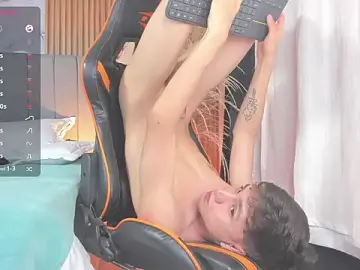 Stripchat Live Porn of DustinLevine