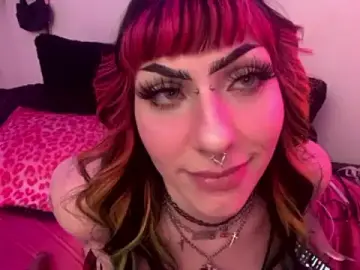 Stripchat Free Live Porn of ChrryFoxx