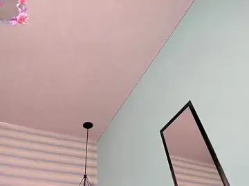 Stripchat Free Porn Cam of goddess_kianna