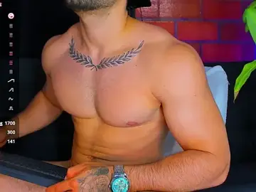 Stripchat Live Sex Cam of vanegas_luis