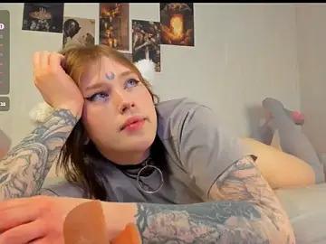 Stripchat Adult Video Chat of Alice_moonshard