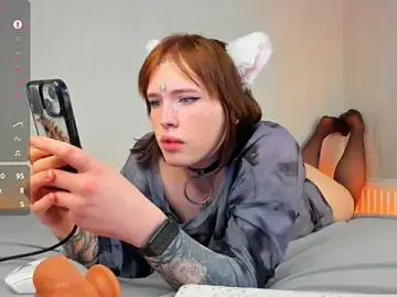 Stripchat Free Porn Cam of Alice_moonshard