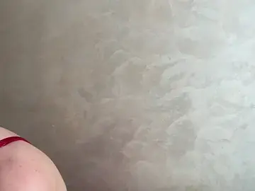 Stripchat Free Live Porn of CaitlinaJayne23